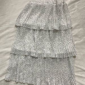 WD NY tiered Polkatdot print A line Skirt white & black Size M